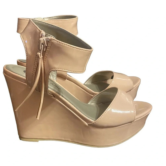 MICHAEL ANTONIO PATENT NUDE WEDGES - Picture 1 of 9